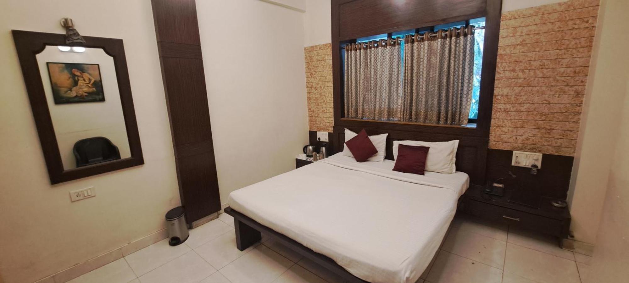 Hotel Shivam Pune Extérieur photo