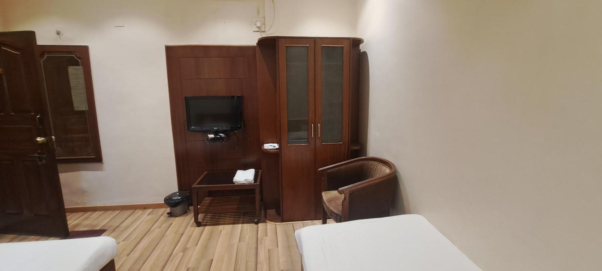 Hotel Shivam Pune Extérieur photo