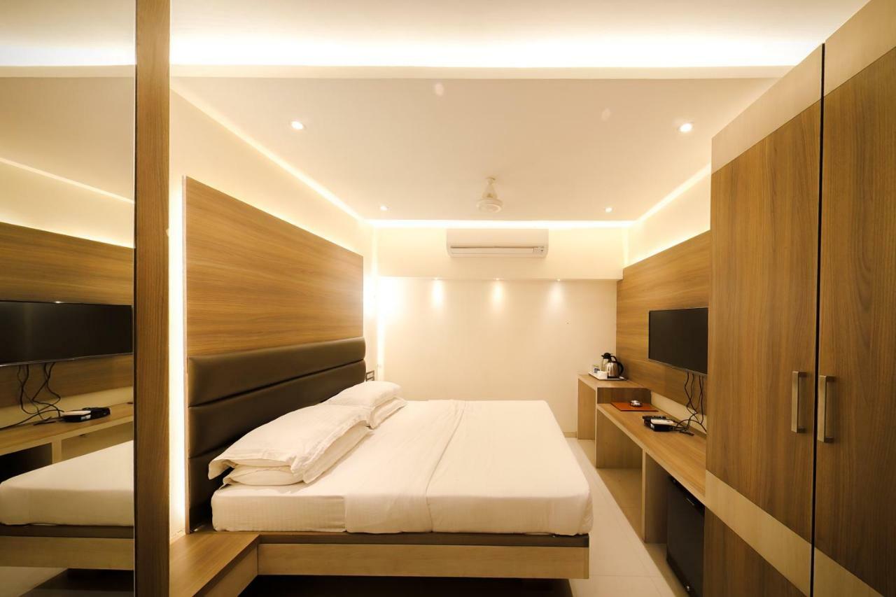 Hotel Shivam Pune Extérieur photo