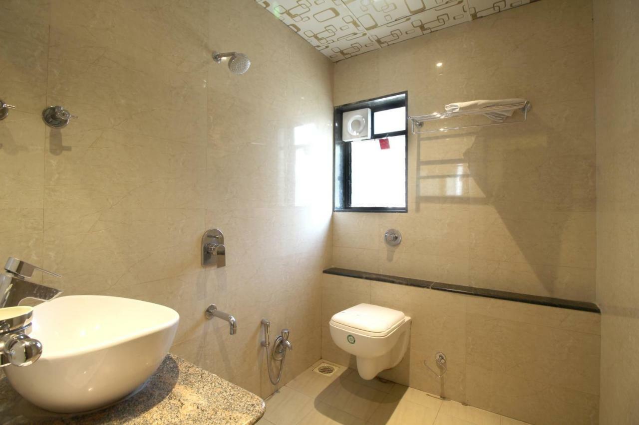 Hotel Shivam Pune Extérieur photo
